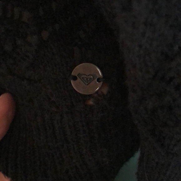 Black Roxy sweater - Picture 2 of 4